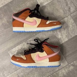 Womens Nike Dunks “Chocolate Milk”